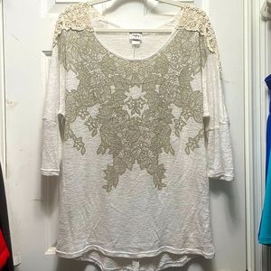 Daytrip light weight sweater